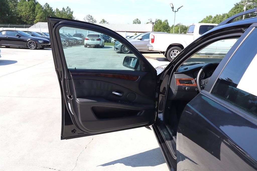 Used 2008 BMW 535xi Wagon AWD/4WD image 30