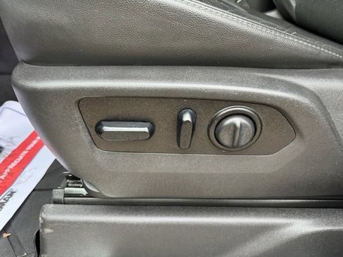 Used 2020 Chevrolet Silverado 2500 LTZ w/ Technology Package image 12