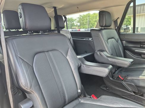 Used 2019 Ford Expedition Max Platinum AWD/4WD image 27
