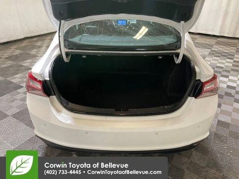 Used 2024 Chevrolet Malibu LT image 22