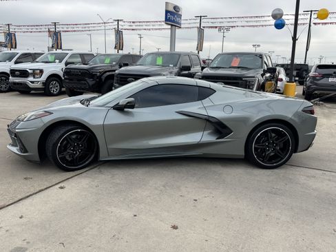 Used 2022 Chevrolet Corvette Stingray Coupe image 8