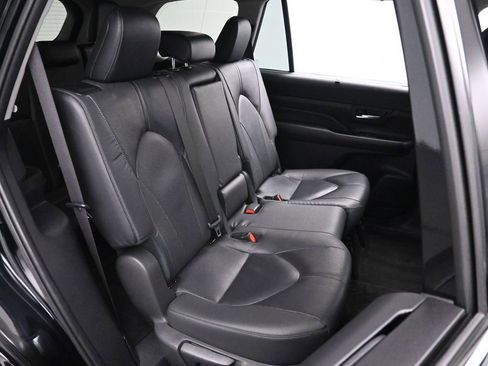Used 2024 Toyota Grand Highlander Limited image 20