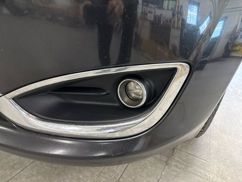 Used 2018 Chrysler Pacifica Limited image 98