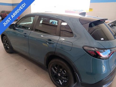 Used 2024 Honda HR-V Sport image 4