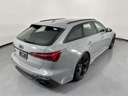 Used 2021 Audi RS 6 AWD/4WD image 36