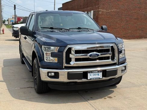 Used 2015 Ford F150 XLT w/ Equipment Group 301A Mid AWD/4WD image 3