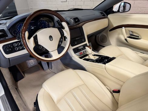 Used 2011 Maserati GranTurismo Convertible RWD image 77