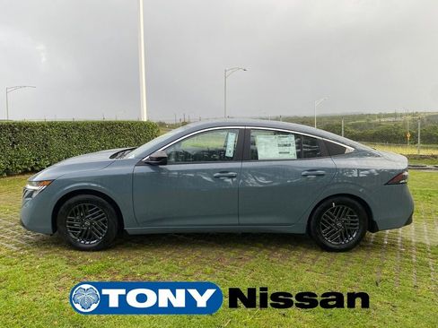 New 2026 Nissan Sentra SV w/ Floor Mat Package FWD image 4