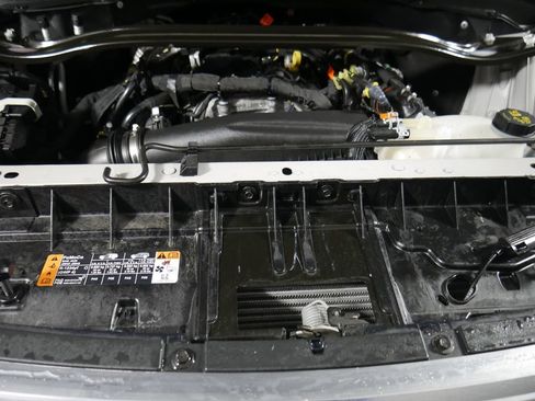 Used 2025 Ford Explorer Platinum w/ LUX Leather Package image 3