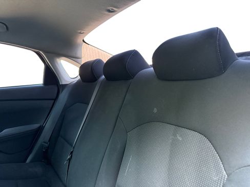 Used 2021 Kia Forte LXS FWD image 11
