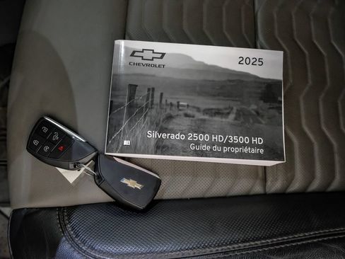 Used 2025 Chevrolet Silverado 2500 ZR2 w/ Technology Package AWD/4WD image 66