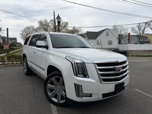 Used 2018 Cadillac Escalade Premium Luxury AWD/4WD image 1