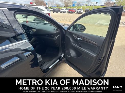 Used 2023 Buick Envision Avenir AWD/4WD image 36