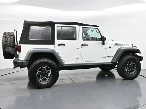 Used 2014 Jeep Wrangler Unlimited Rubicon AWD/4WD image 8