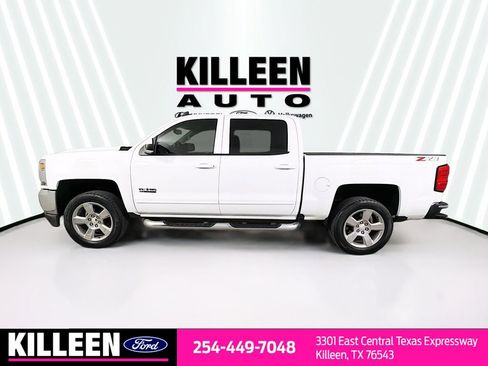 Used 2018 Chevrolet Silverado 1500 LT w/ Texas Edition image 4