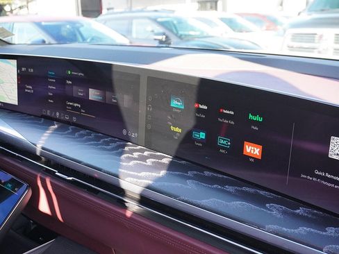 Used 2025 Cadillac Escalade Premium Luxury w/ LPO, Floor Liner Package image 64