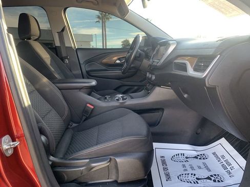 Certified 2018 GMC Terrain SLE w/ Driver Convenience Package image 27