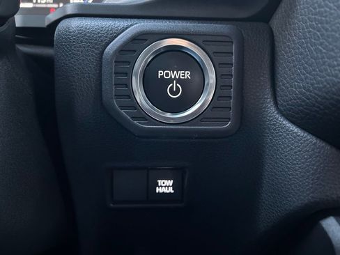 Used 2025 Toyota Land Cruiser image 29