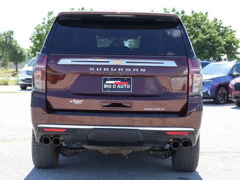 Used 2023 Chevrolet Suburban Premier AWD/4WD image 10
