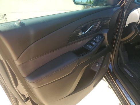 Certified 2023 Chevrolet Traverse High Country image 30