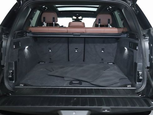 Certified 2024 BMW X5 xDrive40i w/ M Sport Package image 29