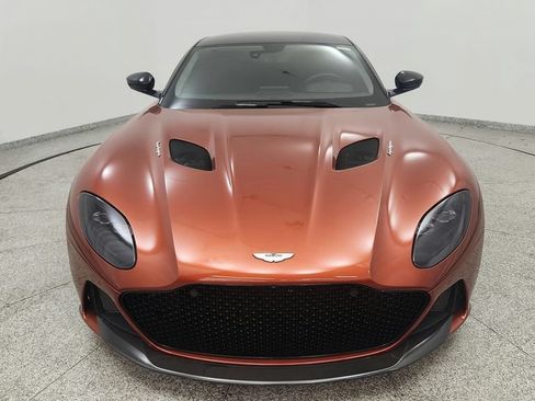 Used 2020 Aston Martin DBS Superleggera RWD image 11