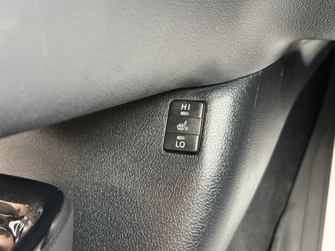 Used 2017 Toyota Prius Prime Premium FWD image 25
