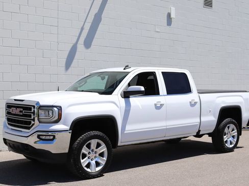 Used 2017 GMC Sierra 1500 SLE w/ Max Trailering Package AWD/4WD image 20
