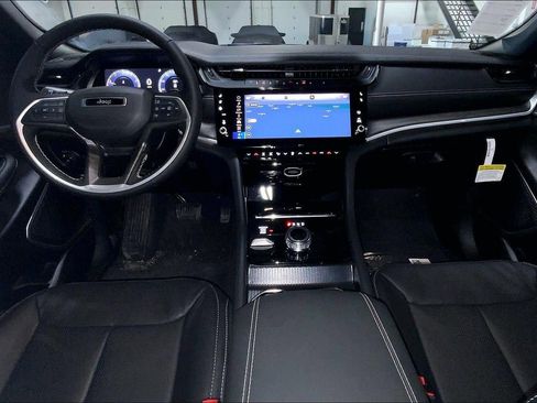 New 2026 Jeep Grand Cherokee L Limited image 14