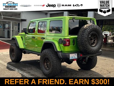 Used 2025 Jeep Wrangler Unlimited Rubicon AWD/4WD image 4