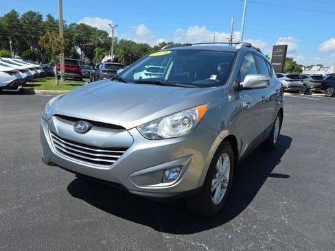Used 2013 Hyundai Tucson GLS FWD image 2