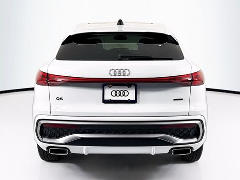 Used 2025 Audi Q5 Premium Plus w/ Premium Plus AWD/4WD image 6
