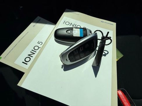 Used 2023 Hyundai Ioniq 5 SEL image 14