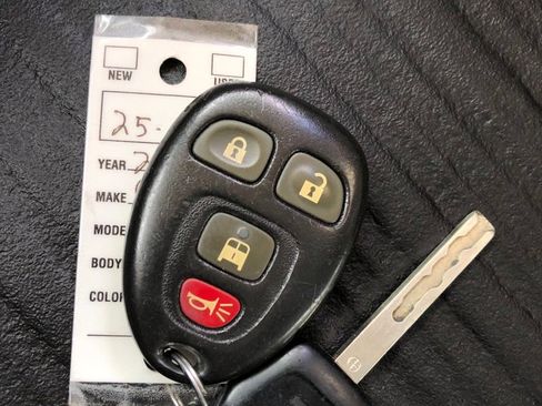 Used 2020 Chevrolet Express 3500 w/ Driver Convenience Package image 34