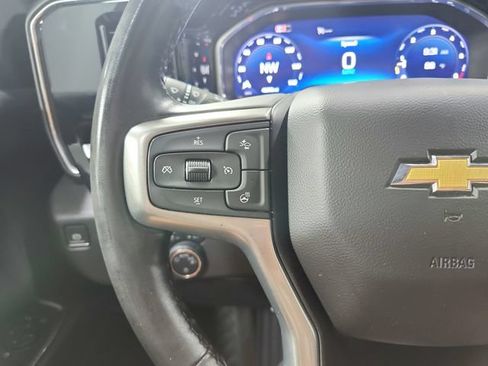 Used 2024 Chevrolet Silverado 1500 LT AWD/4WD image 23