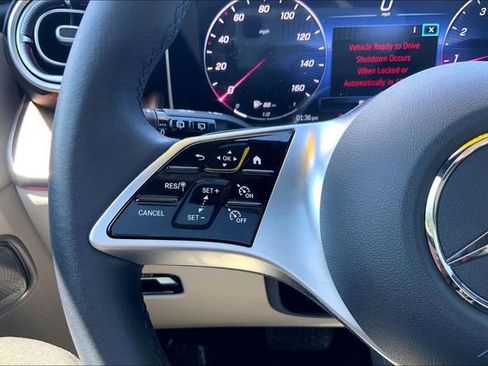 Used 2023 Mercedes-Benz GLC 300 4MATIC image 20