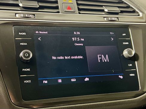 Used 2019 Volkswagen Tiguan SE AWD/4WD image 28