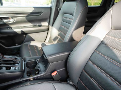 Used 2025 Honda CR-V Sport-L image 10