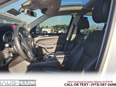 Used 2017 Mercedes-Benz GLS 550 4MATIC w/ Driver Assistance Package image 4