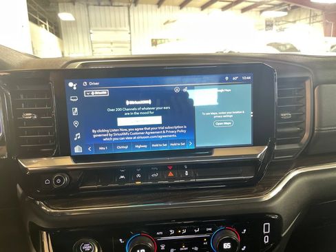 Used 2023 Chevrolet Silverado 1500 LT AWD/4WD image 19