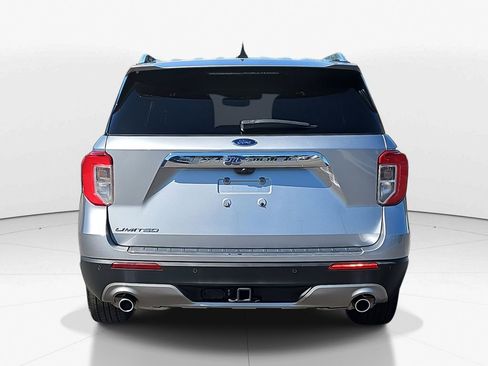 Used 2022 Ford Explorer Limited w/ Equipment Group 301A image 6