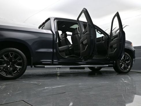Used 2022 Chevrolet Silverado 1500 LTZ w/ LTZ Premium Package image 39