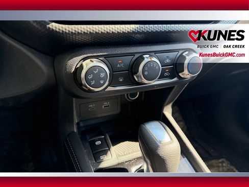 Used 2024 Nissan Kicks SV FWD image 13