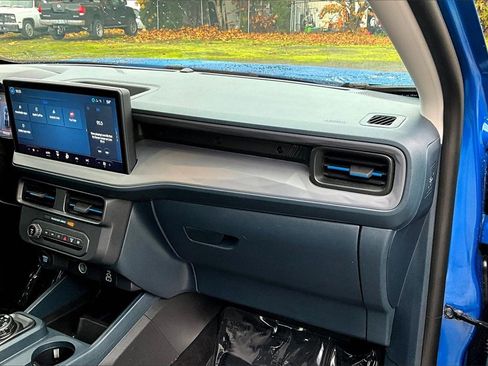 Used 2025 Ford Maverick Lobo image 20