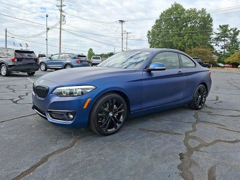 Used 2020 BMW 230i Coupe w/ Premium Package image 3