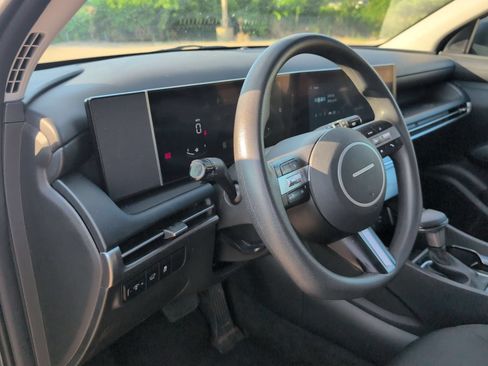 Used 2025 Hyundai Tucson SEL AWD/4WD image 11