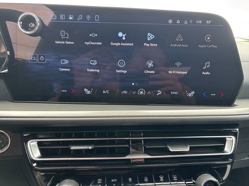 New 2026 Chevrolet Traverse LT image 17