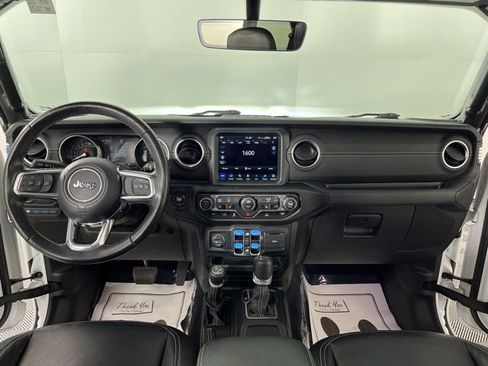 Used 2022 Jeep Wrangler Unlimited Sahara w/ Cold Weather Group image 37