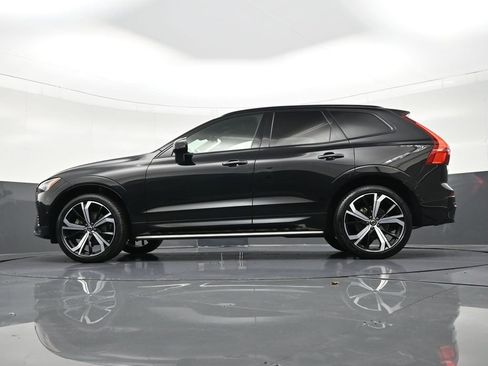 Certified 2022 Volvo XC60 B5 R-Design w/ Advanced Package image 30