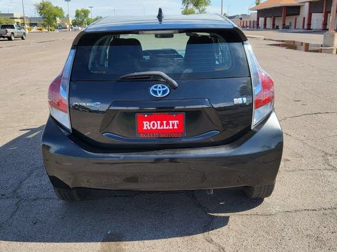 Used 2016 Toyota Prius C Two FWD image 10
